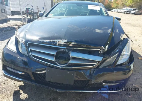 2013 Mercedes-Benz E 350 4Matic из США, поврежденный, VIN WDDKJ8JBXDF211767